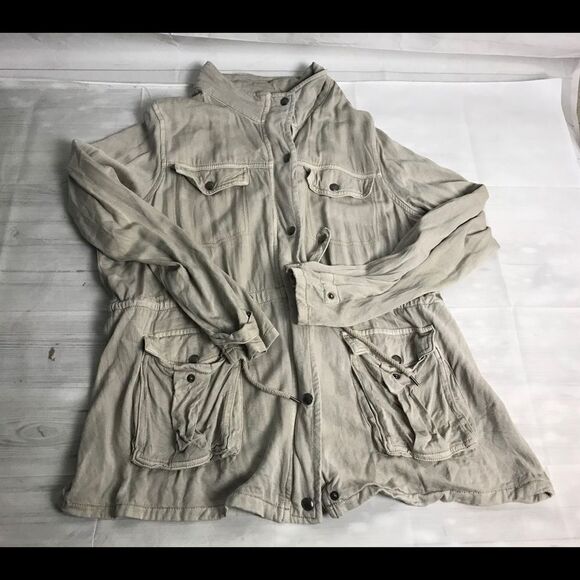 30. Maurices Cream Cargo Jacket. Sz 1 - Picture 2 of 6